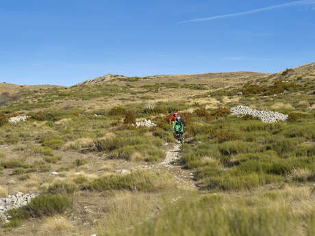 Tour de Montruvel