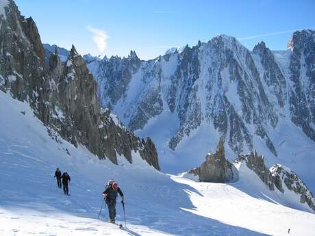 Ski de Randonnée - Association internationale des guides du mont-blanc