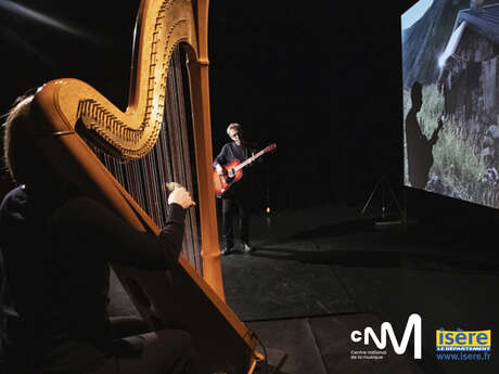 Pays Lointain - Collectif Regards des Lieux