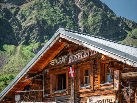 Auberge la Roselette (1871m)
