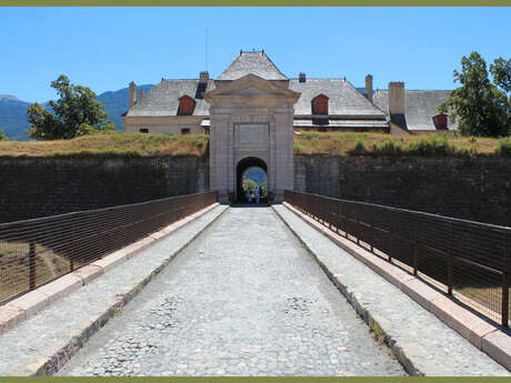 Centre des Monuments Nationaux