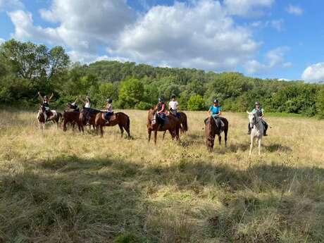 Balade à cheval au Lac Saint Cassien - TLP Equitation