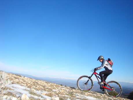 MTB trail no. 56 - Ridges on the Grand Luberon and Combe Platte