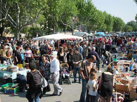 Marché à la brocante