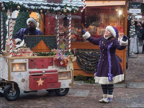 Les Lutins de Noël au Palais idéal