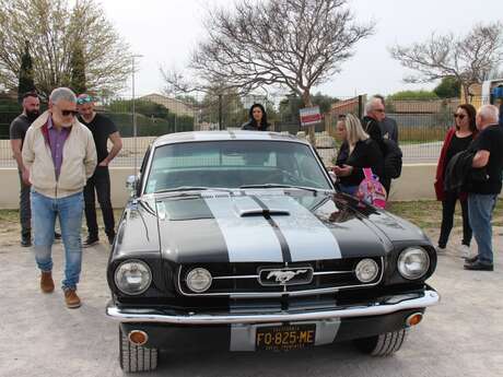 Rassemblement vintage : le bouchon des vacances