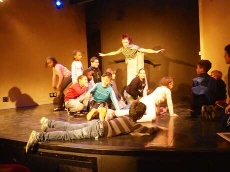 Spectacle interactif par la compagnie Gyntiana