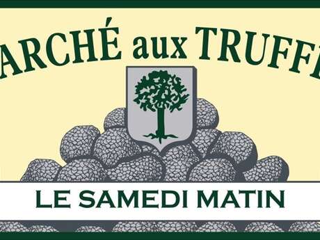 Marché aux truffes et produits du terroir