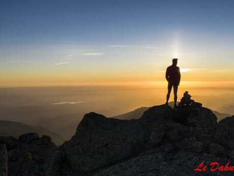 Raquette By Night et Aura Solaire avec le Dahu Ariégeois