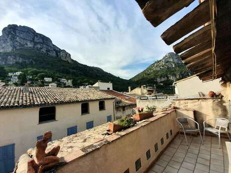 La Maison du Château - Gîtes des Baous