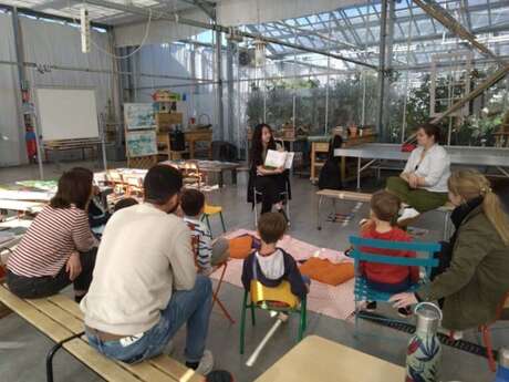 Lectures dans les serres