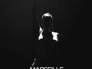 Amel Bent "Minuit une tour"