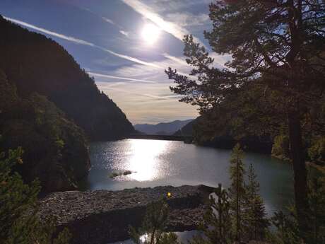 Randonnée pédestre Tende-lac des Mesches