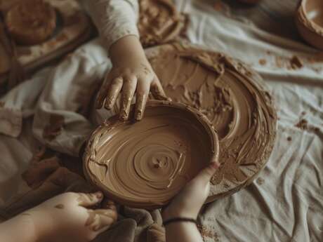 Avril en Famille: Les Ateliers du Petit Archéologue