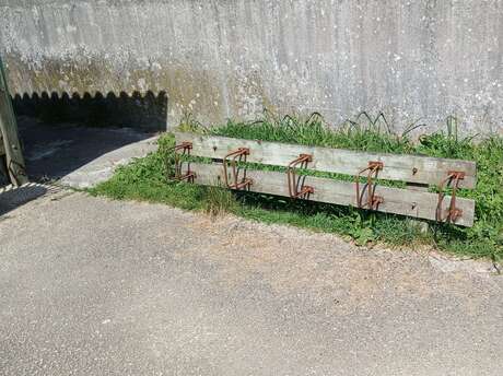 Aparcamiento para bicicletas - Parada de autobús de desvío (hacia île de Ré)