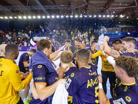 Istres Provence Handball / Chartres