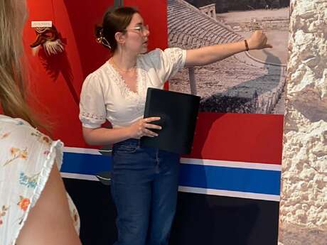 Visites flash de l'exposition temporaire "Le théâtre antique : entrez en scène !"
