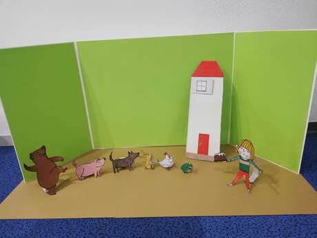 Lecture animée " Dehors - dedans "