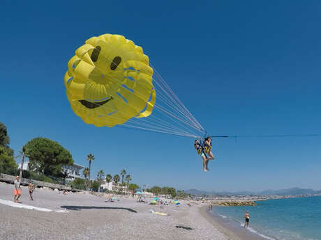 Plage des Marines - Base nautique