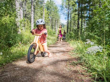 Pique-nique à la forêt de Beynaves