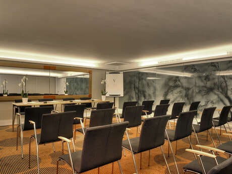 Five Seas by Inwood Hotels