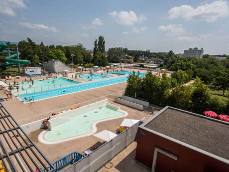Opening of the Centre Nautique Carré d'eau.