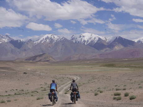 Film “Alps-Himalayas, The Road to the Summits”