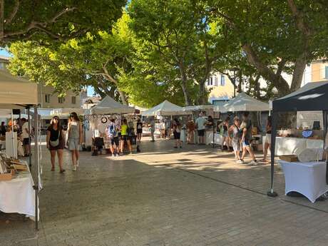 Marché artisanal