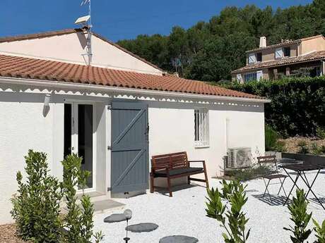 Cocon au calme d'un village provençal