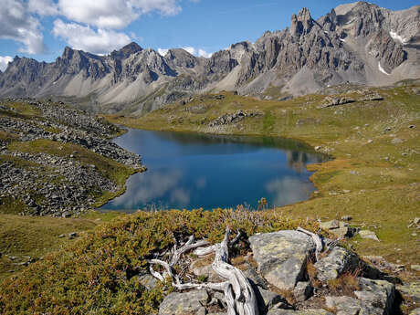 Lac Long des Muandes