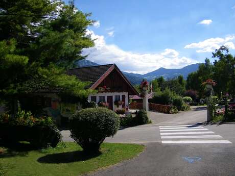 Camping La Pinède