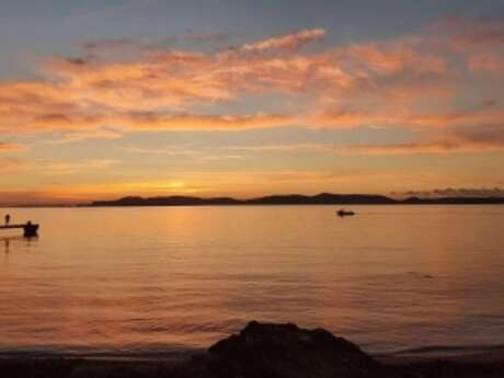Sea trip: aperitif - sunset