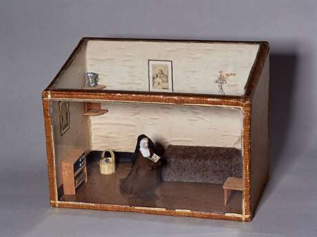 Exposición - Desvelando, una vida en miniatura