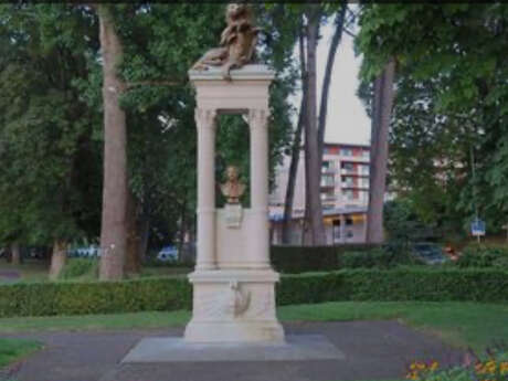 In the footsteps of Anna de Noailles
