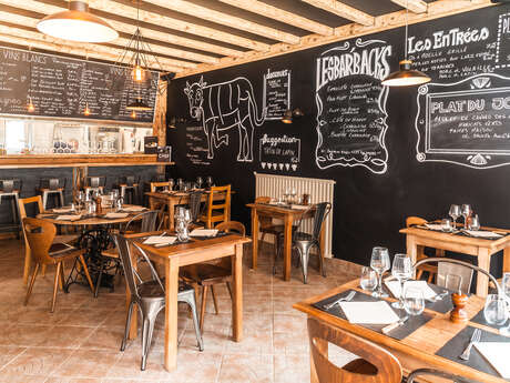 Le Bar Back