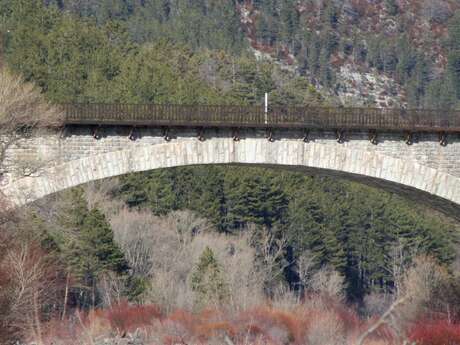 Pont de quarante mètres Pont de quarante mètres