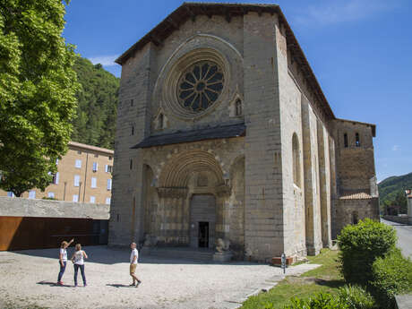 Notre Dame du Bourg Cathedral