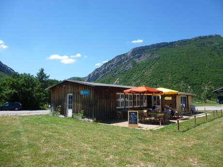 Le Cabanon, le p'tit resto de l'aérodrome