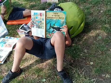 Jeu part en livre