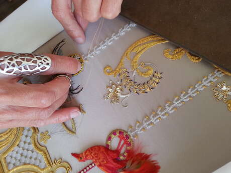 Le Bégonia d'Or - Embroidery workshop