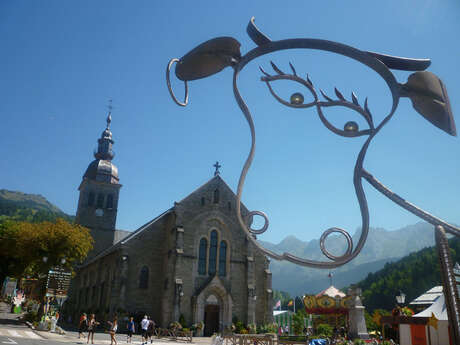 Art vache : sculpture "La Vache pour mon cousin"