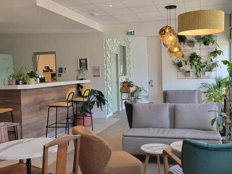 Sweet Home Hotel