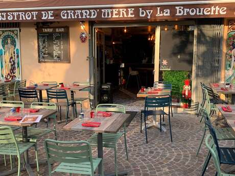 Le Bistrot de Grand-Mère by La Brouette