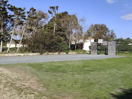 Terrain multisport de Montamer