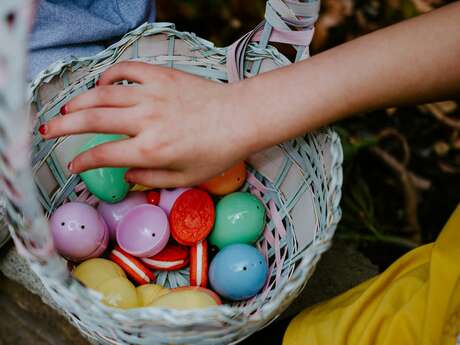 Ateliers en pagaille : Panier de Pâques et chasse aux oeufs
