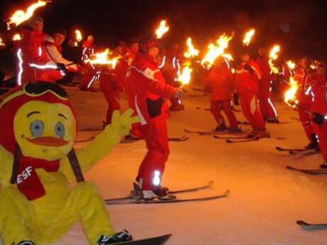 Descente aux flambeaux des enfants de l’ESF