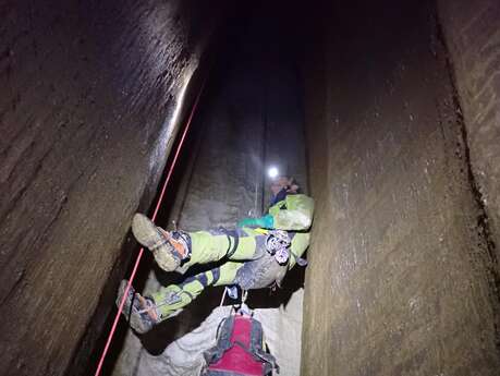Spéléologie Exploration - Le Canyon souterrain