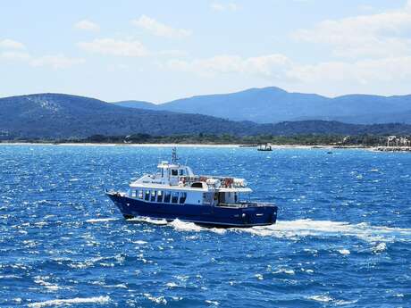 Les Bateaux Bleus