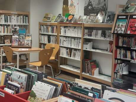 Médiathèque d'Entrevaux