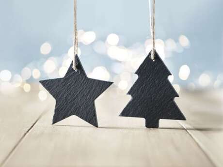 Atelier décoration de suspension de Noël en ardoise